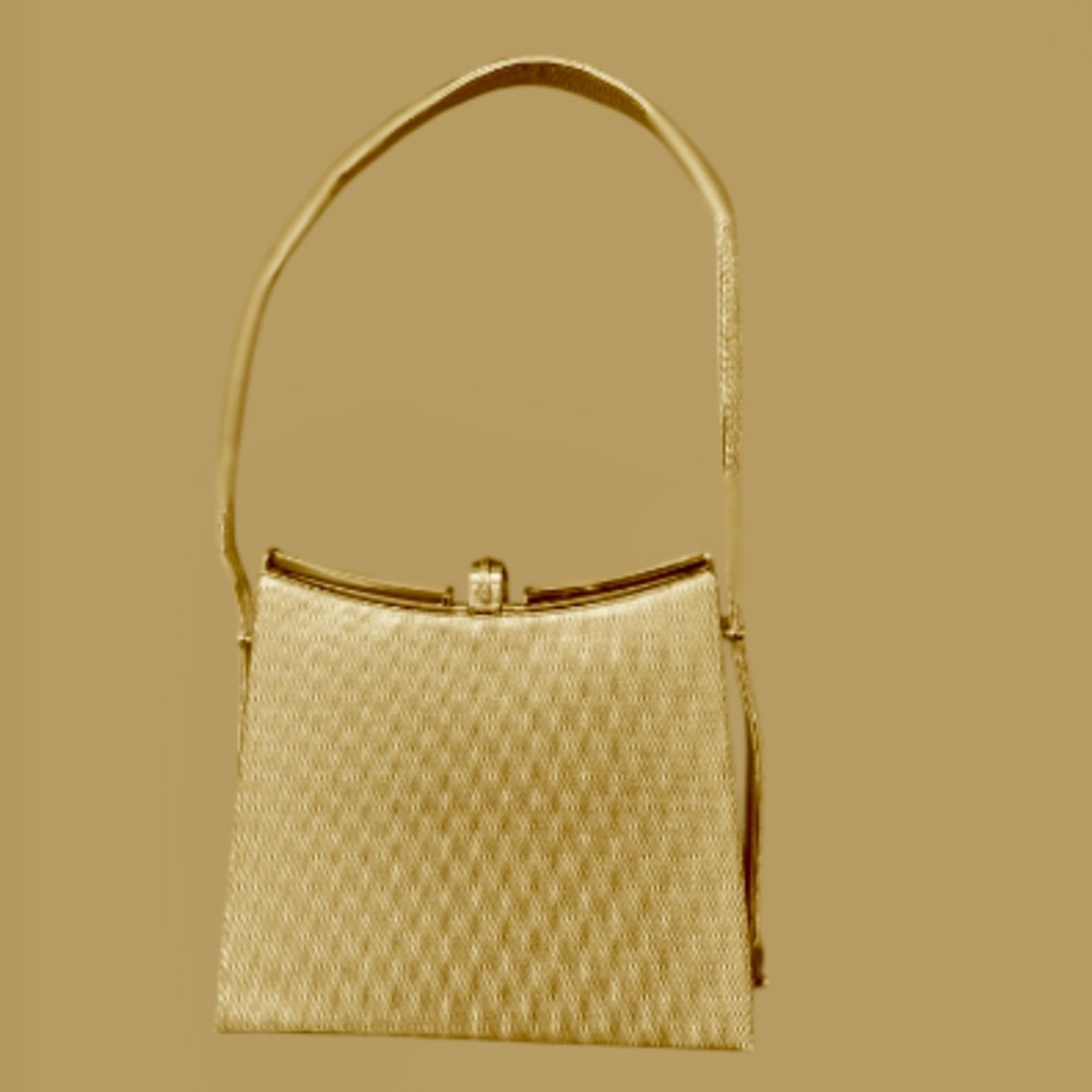 NWOT Vicenza Italian Elegant Gold Shoulder Handbag